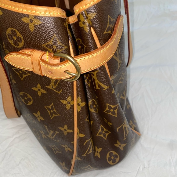 Louis Vuitton Batignolles - Picture 8 of 15